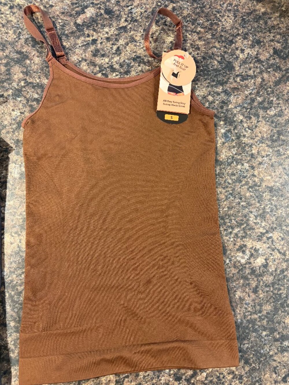 Shapermint Essentials All Day Every Day Scoop Neck Cami
